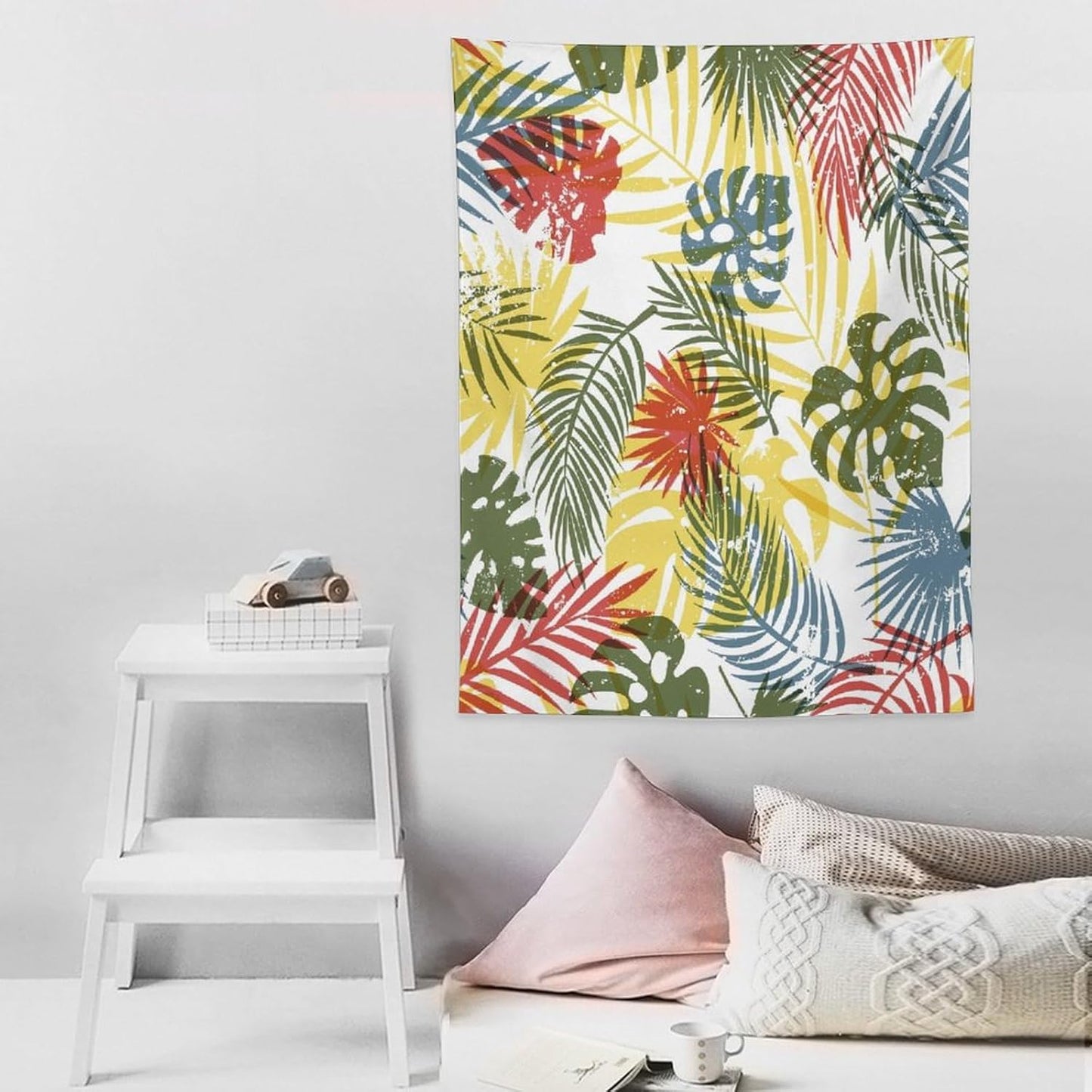 ICMOLYYENLO Boho Green Leaves Tapestry, Mid Century Abstract Tropical Palm Leaves Modern Minimalist Geometric Wall Hanging, Neutral Home Decor Art for Living Room Bedroom Dorm 50x60 Inch