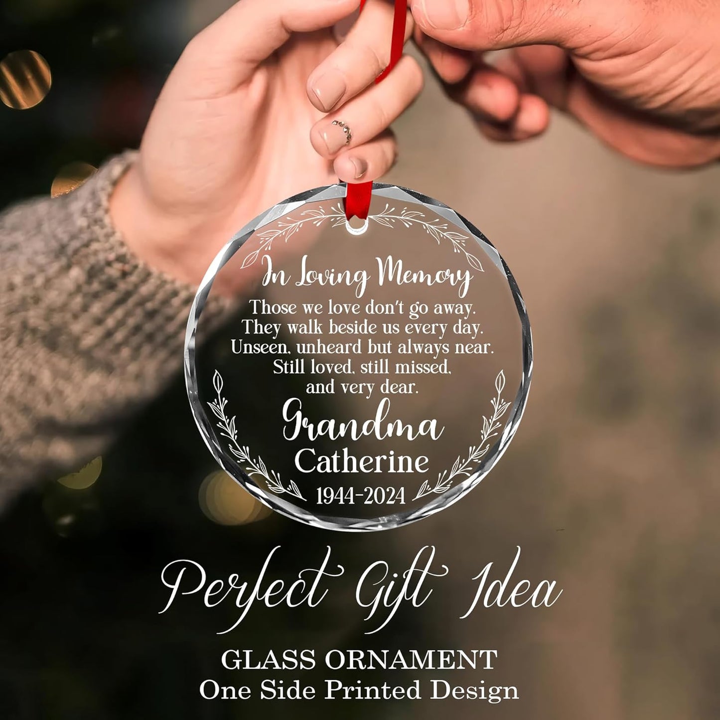 2025 Personalized Memorial Hanging Glass Ornament - in Loving Memory Christmas Ornament for Loss of Loved One - Custom Name & Year - Sympathy Keepsake Gift for Bereavement & Remembrance