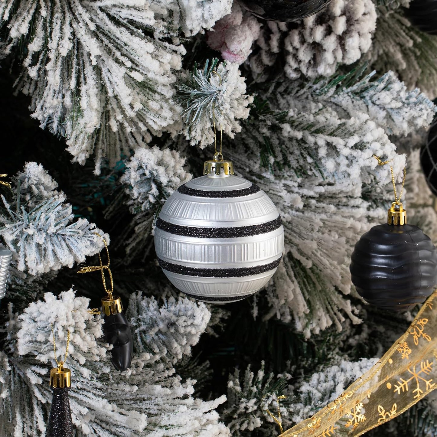 150PCS Black and Silver Christmas Ornaments - Shatterproof Ball Set, Assorted Baubles Hanging Decorations for Xmas Tree, Home, Festival, Party, Wedding